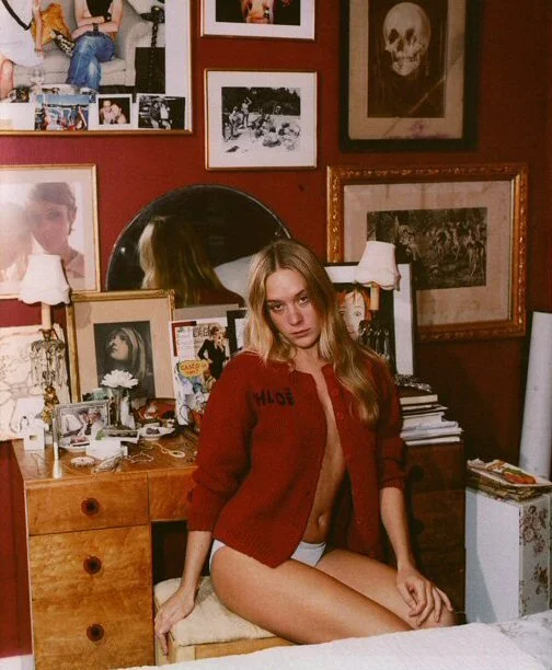 chloe-at-home.jpg