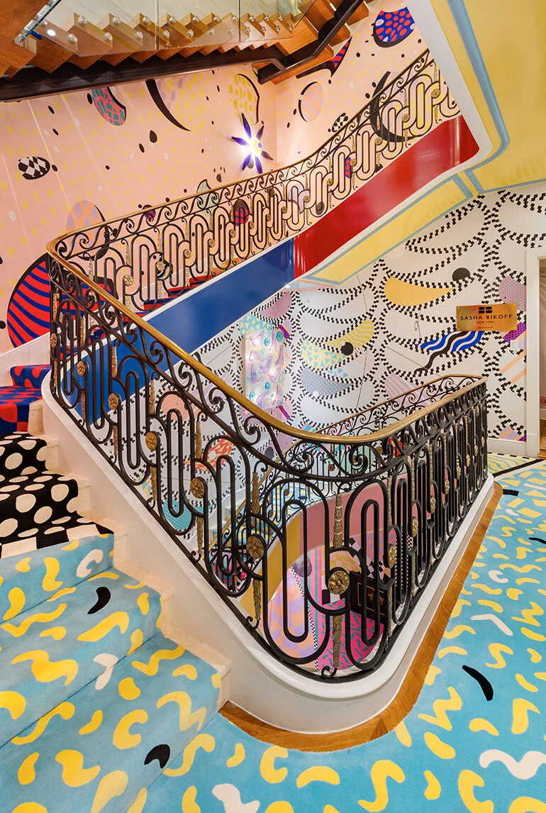 Kips-bay-decorator-show-house-Sasha-Bikoff-staircase-1.jpg