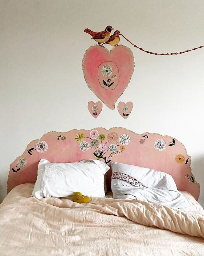 artist-paints-flowers-on-the-walls-quarantine-nathalie-lete-3-5ec6214955aab__700.jpg