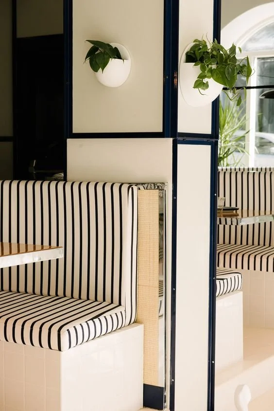  stripes, focus on, focus on stripes, striped fashion, striped, striped shorts, stripes interiors, interior design, stripe sunbeds, striped towels, striped dress, striped table cloth, stripes for the home, illustration, art, striped illustration, str