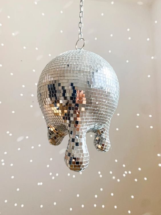 disco ball art, disco ball, disco balls, disco, mirror ball, mirror ball trend, heart disco ball, disco ball accessories, tables styling with disco balls