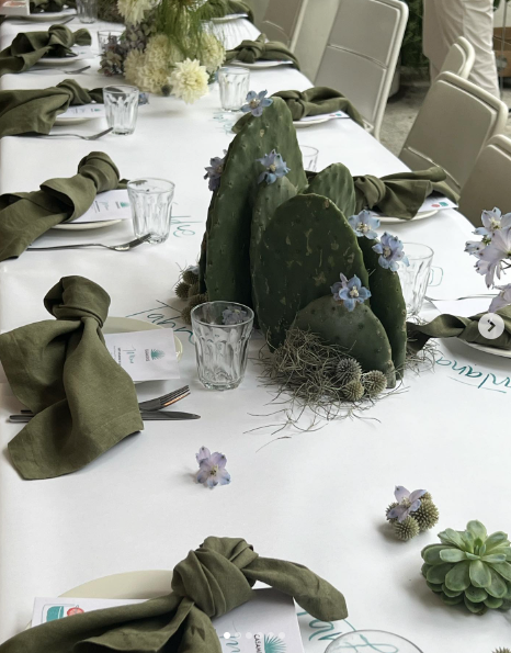    table styling, gold cutlery, gold and pink, champagne coupe, gold crown, table gifts, dinner party ideas, place names, place cards, place mats, placemats, patterned tablecloth, tablecloth, table cloth, plates, colourful plates, patterned plate, ch