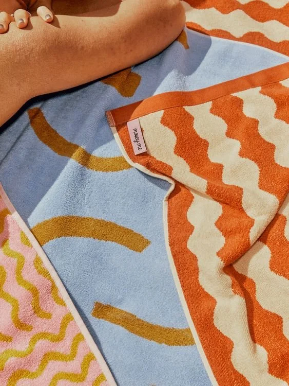  Orange jacket, jacket, fashion, fashionista, colour trend, bold colours, balloons, backdrop, party, design, graphic design , orange, bright colours, colour guide, invite, stationary, leopard, hat, colourful home accessories, accessories, oranges, va