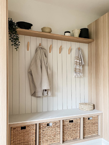  How To Style Your Entryway, Accessories For A Stylish Entryway, Stylish Lobby Design, Bright And Colourful Entryway Inspiration, Vintage Entryway Inspiration, Traditional Entryway Inspiration, Update Your Entryway With Stylish Wallpaper, Midcentury 