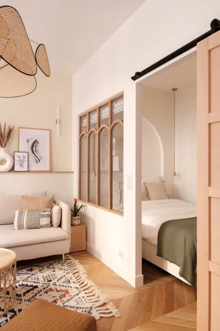  Diy Bed Projects, Green Bedscapes, Bedside Table Inspiration, Bed Inspiration, Bedroom Inspiration, Luxury Bedroom Inspiration, Bedroom Art, Glamorous Bedroom Inspiration, Cozy Bed Nooks, Wooden Headboards To Transform Your Bedroom, Diy Headboards T