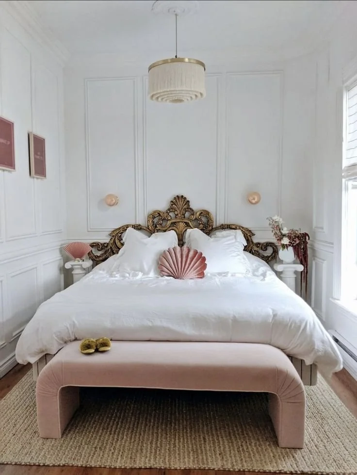  Diy Bed Projects, Green Bedscapes, Bedside Table Inspiration, Bed Inspiration, Bedroom Inspiration, Luxury Bedroom Inspiration, Bedroom Art, Glamorous Bedroom Inspiration, Cozy Bed Nooks, Wooden Headboards To Transform Your Bedroom, Diy Headboards T