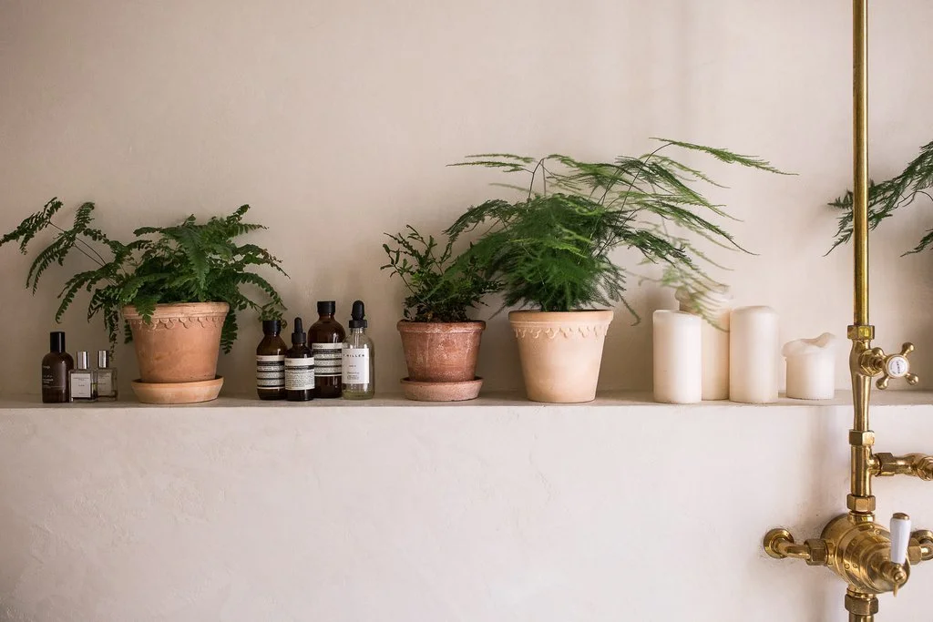 mindful-home-bathroom-plants-and-candles.jpg