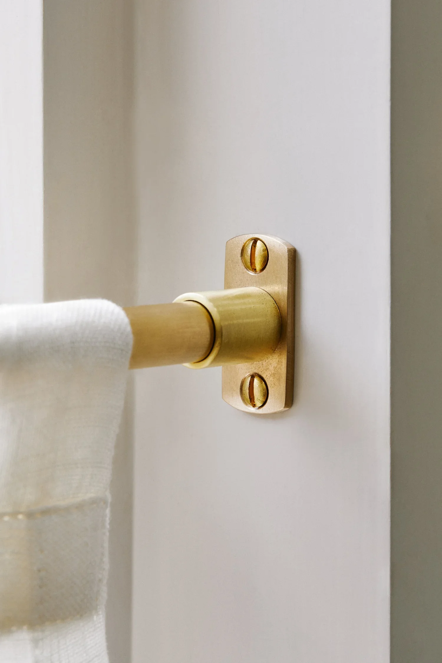 recessed-cafe-curtain-end-bracket-brass-window-hardware.webp