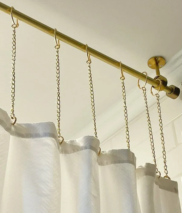 Blog-10-Shower-Curtain-chain.jpg