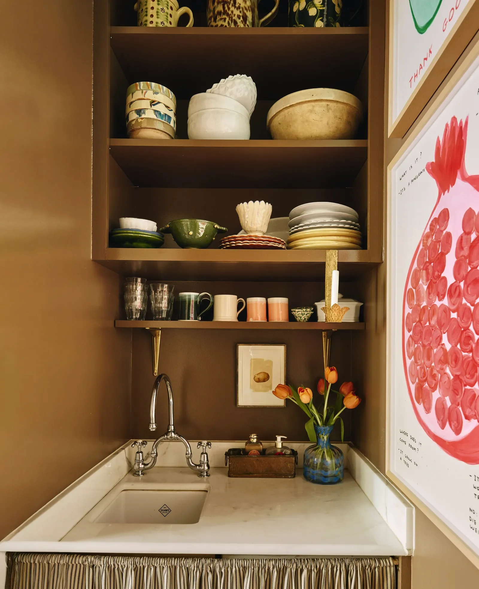 Shot_10_319_LR-production_digital.webp