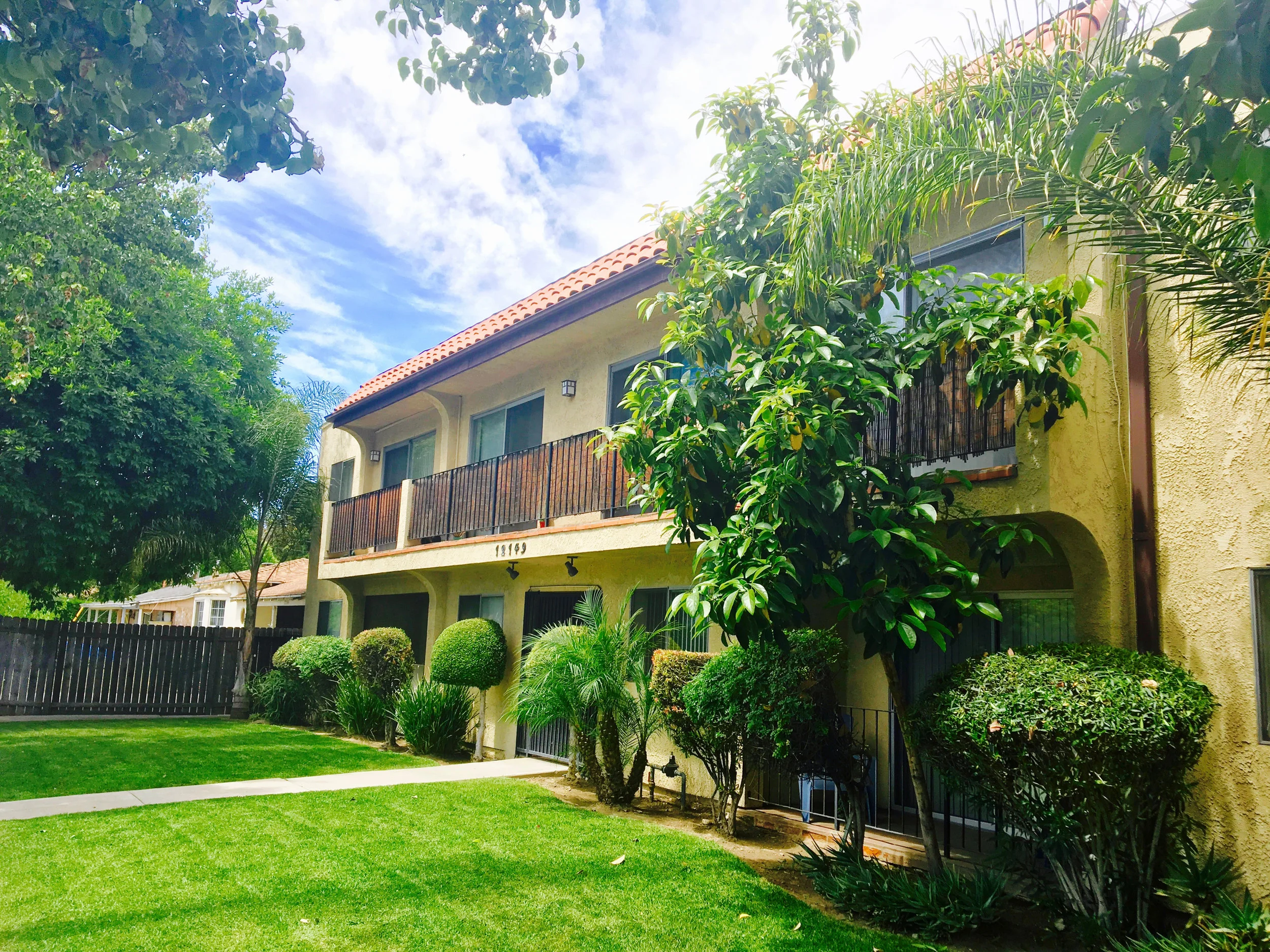 12149 Oxnard St | North Hollywood 