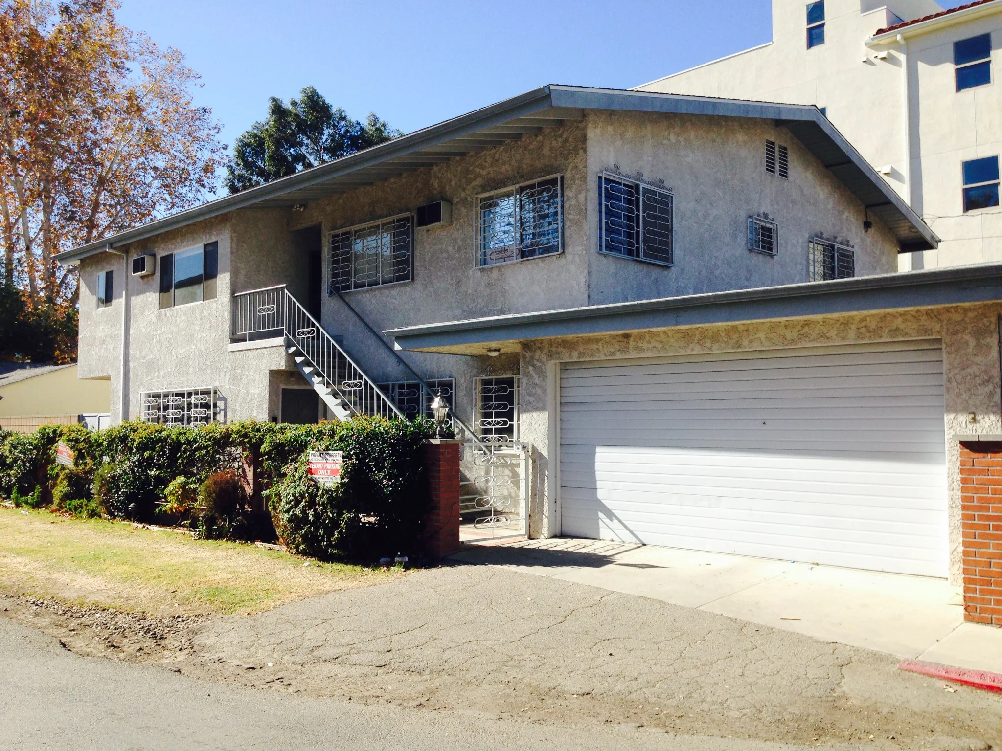 11204 Peach Grove St | North Hollywood 