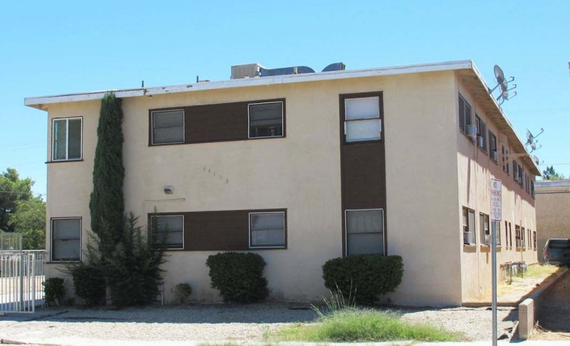 44138 Beech Ave | Lancaster