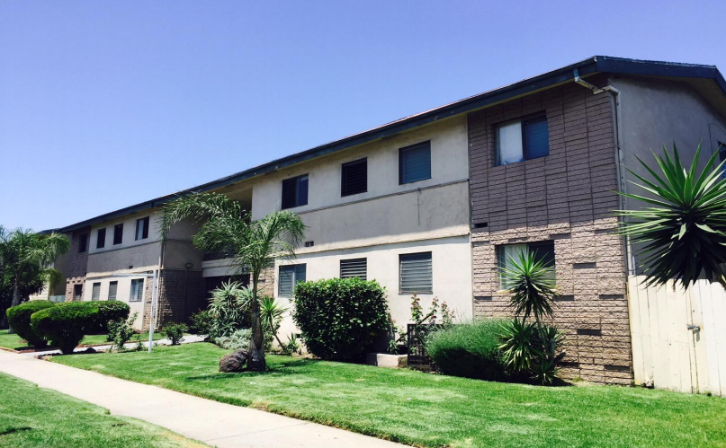 8750 Woodman Ave | Arleta 