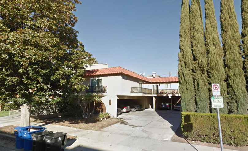 10725 Bloomfield St | Toluca Lake