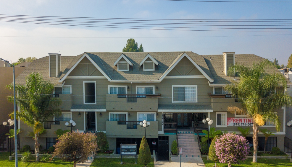 21320 Parthenia St | Canoga Park