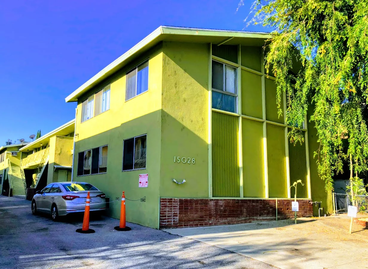 15028 Dickens St | Sherman Oaks