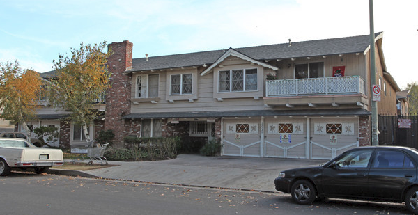 20326 Cohasset St.PNG