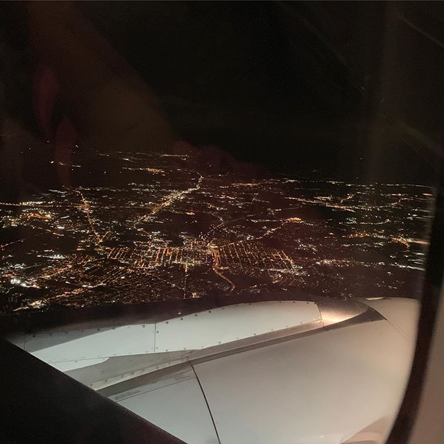 Late night flight back to Dallas! Flying over Philly right now. Another successful family summer vacay in the bag 💼 🥂