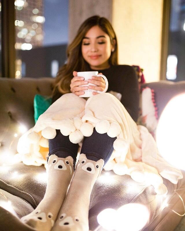 I&rsquo;ve got bears on my feet
And pom poms on my throw
On a Friday night in quarantine
It&rsquo;s the only way to go 😋

Thanks for listening to my cringey cozy rap. After a long week, I&rsquo;m ready to curl up with my pup and a warm drink.

Tell 