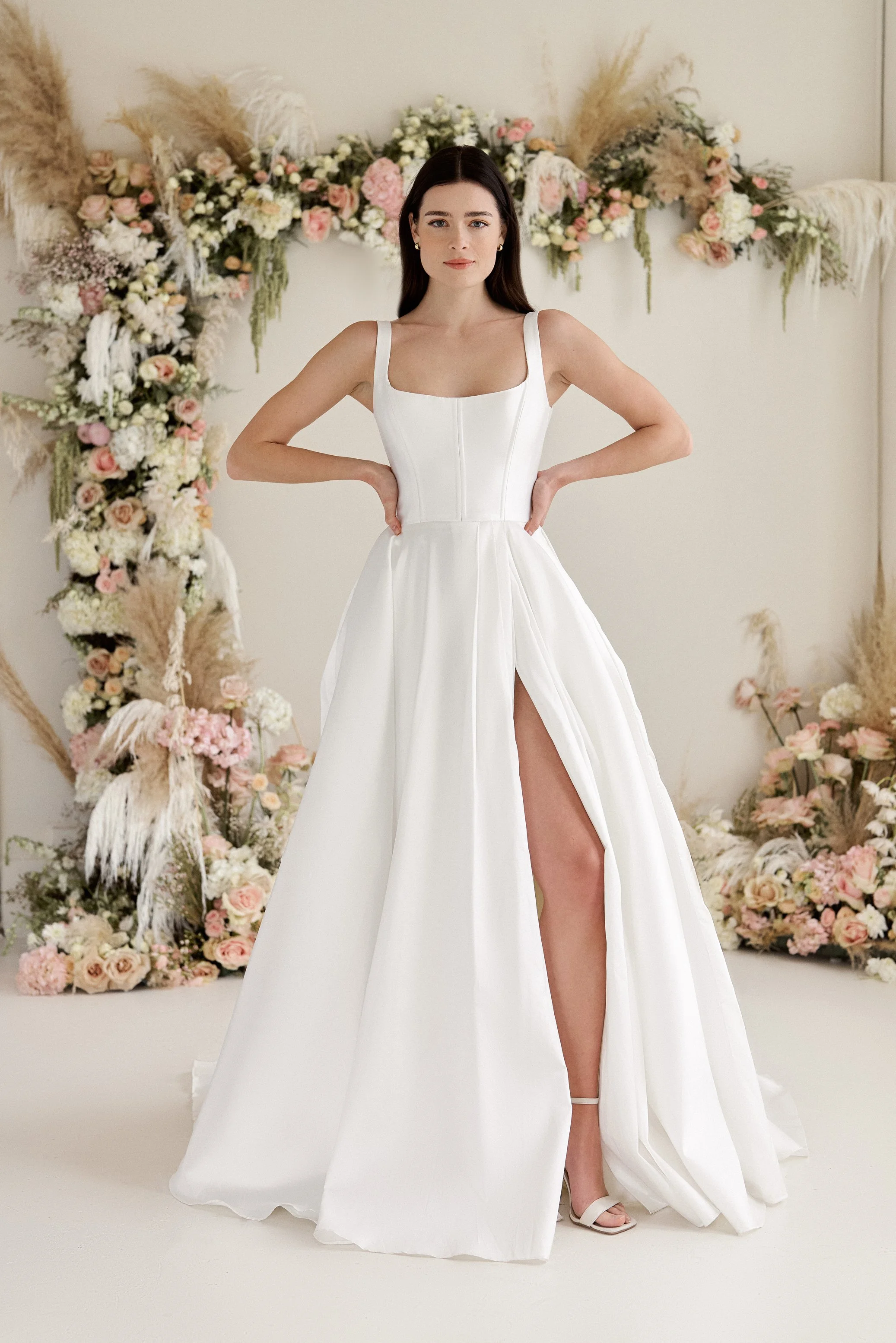 Truvelle "Ivy", size CA 10 & 20