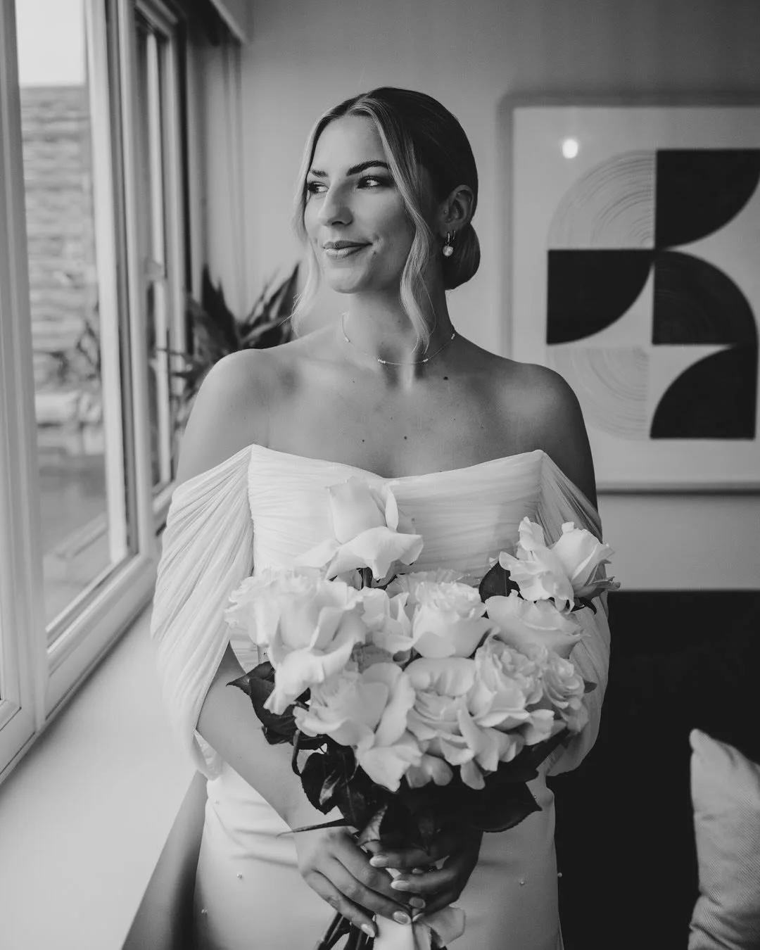 EMMA &amp; CHRIS // there&rsquo;s nothing like some classic b+w wedding photos! Our lovely bride Emma wears the Sandra dress from @sarahseven ! #obsessed
Photographer @aisleinstyle