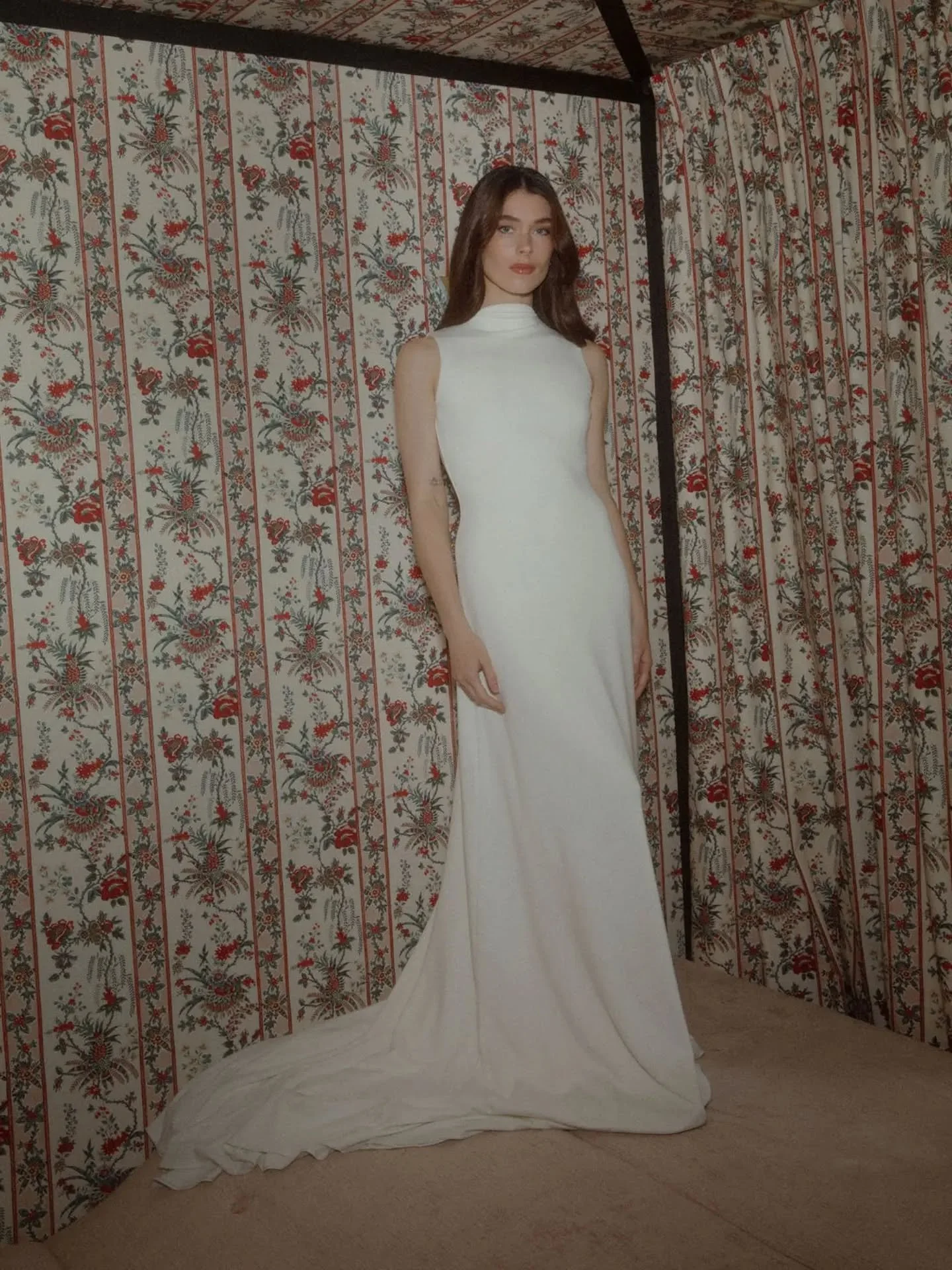 KIT // High-necked, backless and slinky - this slip with a twist is a winner from the latest @sarahseven Fancy Girls Club collection and finally ready for brides to fall in love with at Heart Aflutter Bridal Studio.

Run don't walk...and ask for Kit.