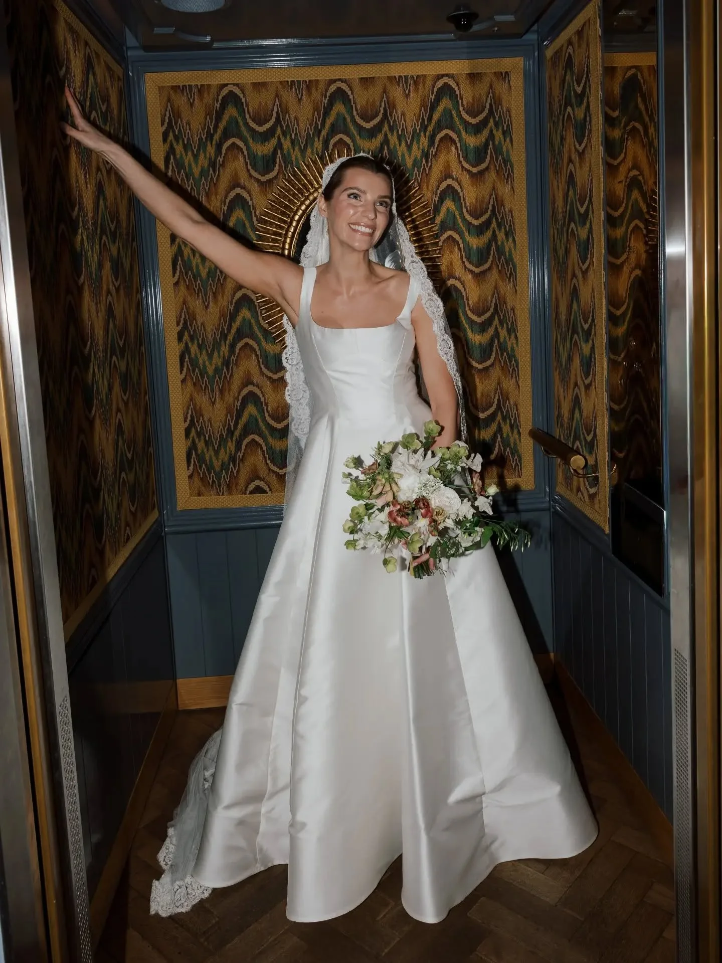 CHLOE // #heartaflutterbride Chloe wears customised @sarahseven gown and veil and has something to say about it ...

"Thank you for all your help and support in helping me choose my wedding dress. I had a wonderful experience and loved every mom