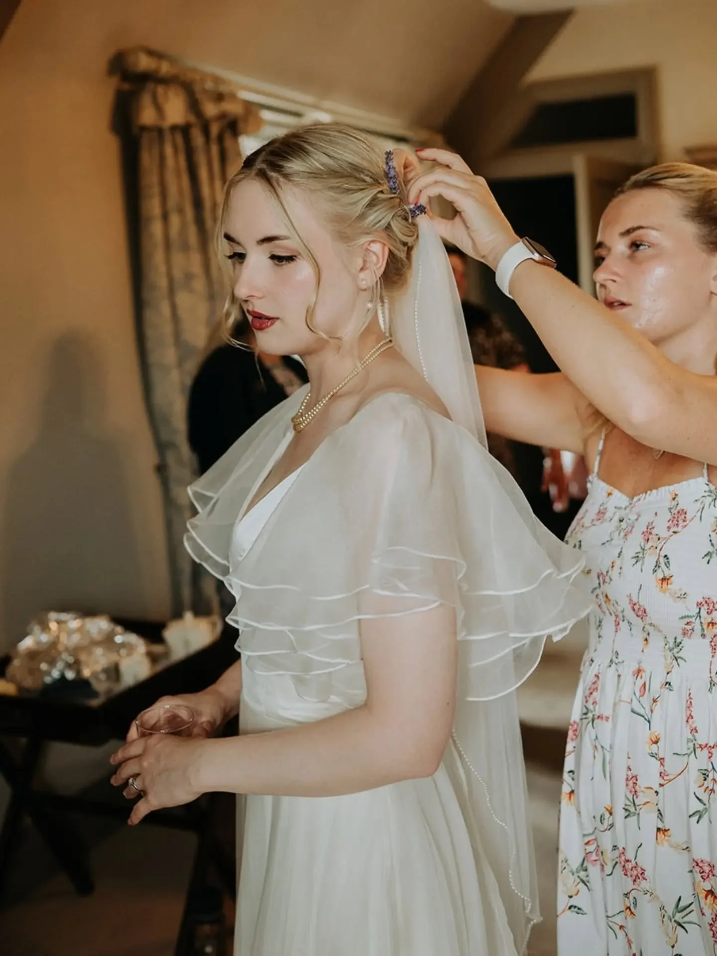 SIAN // Sian knew she wanted the @truvellebridal Lillie gown when she first saw it, and we were glad we could make that happen for her. We don't have sales often but Sian came to our annual sale last year with her heart set on Lillie, and with luck o