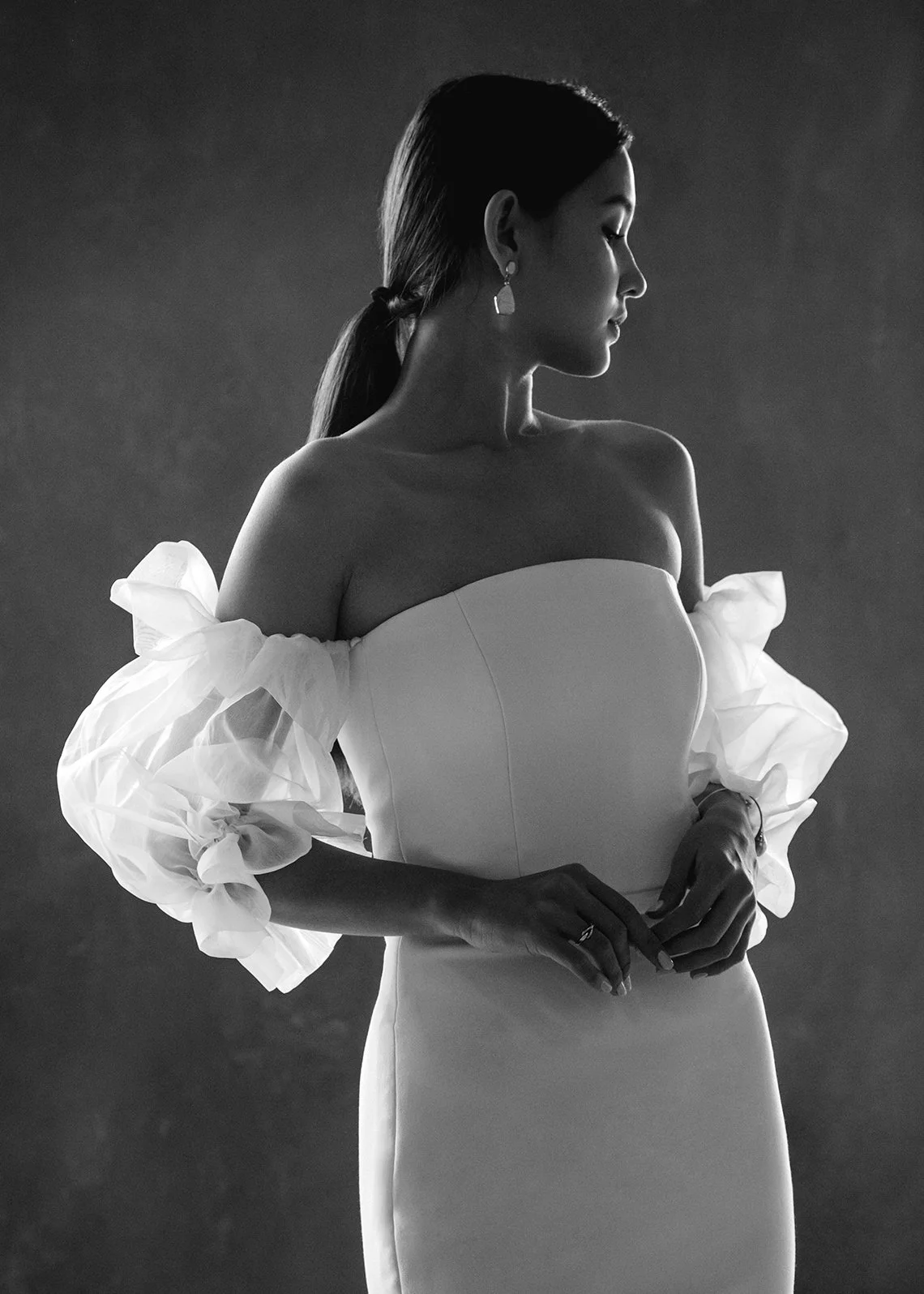 Modern-Minimalist-2021-Wedding-Dresses-by-Aesling-Bride-Panacea-Dress-8.jpg