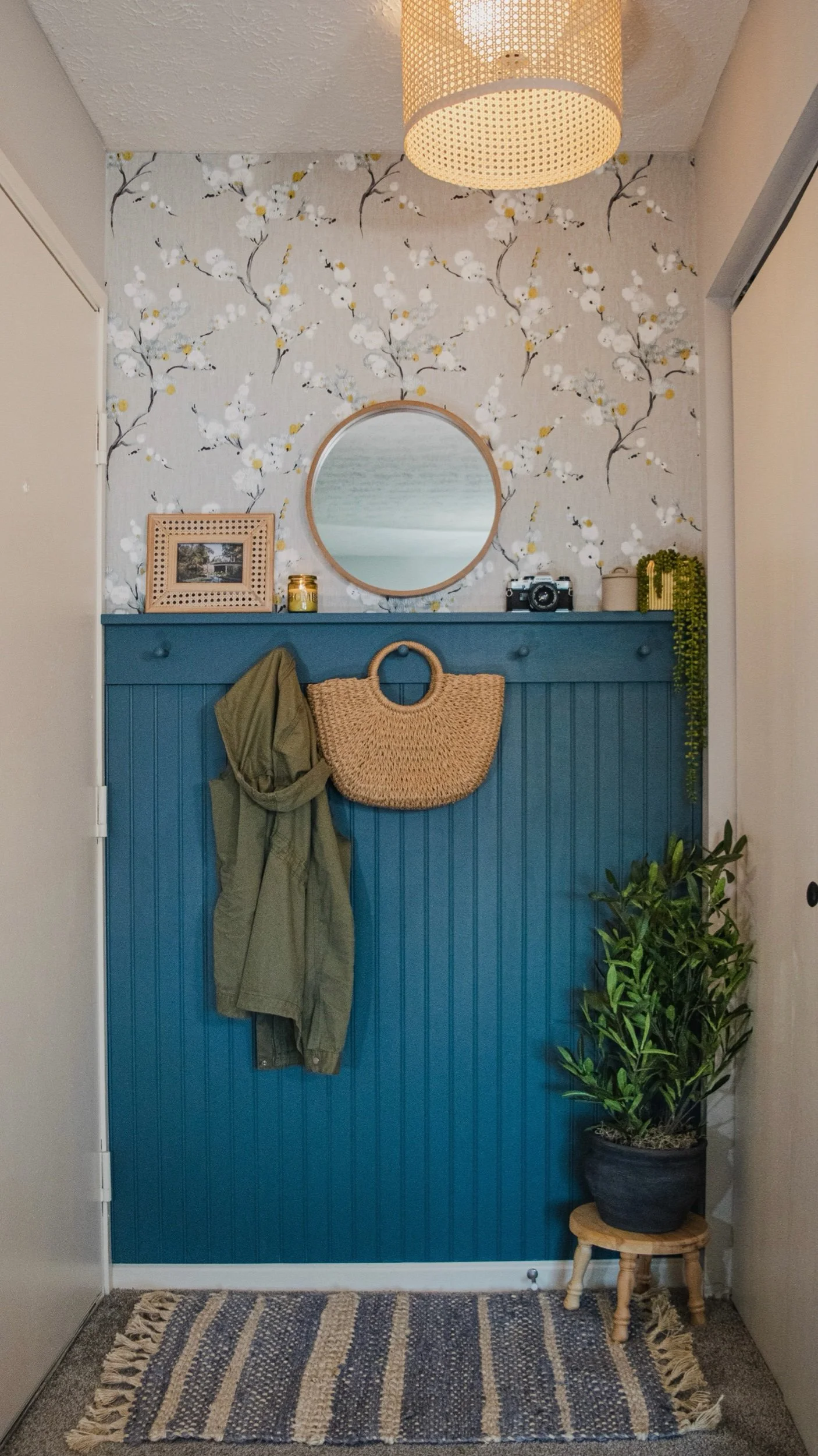 Entryway Makeover