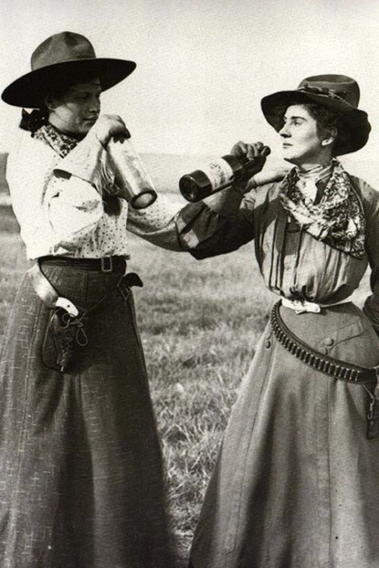 Vintage+Photos+about+Ladies+Drinking+%2811%29.jpg