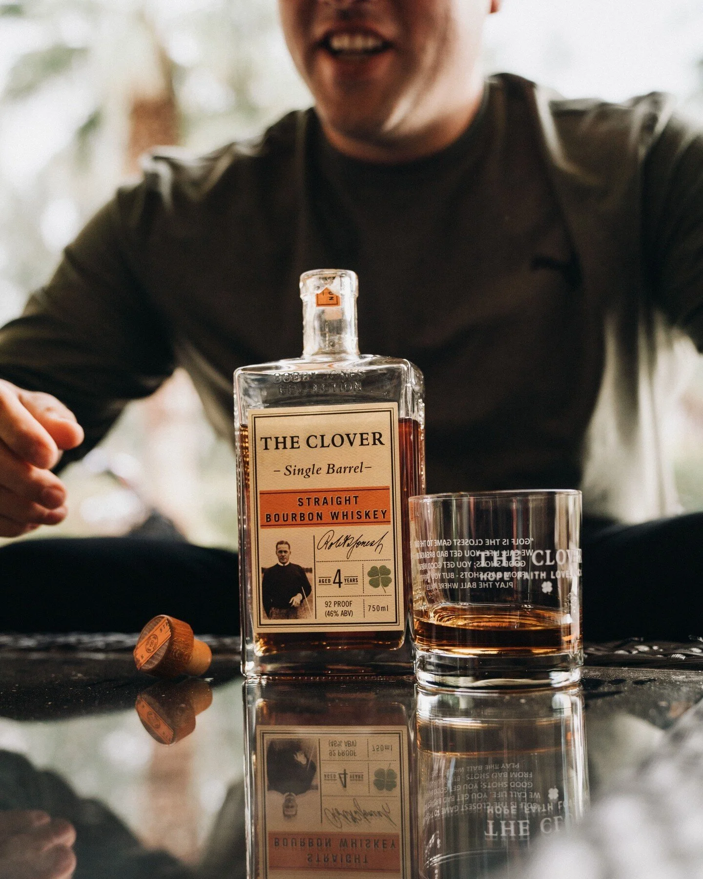 Sip time with dad = quality time with dad. Double tap if you agree. ⁣
⁣
Give the gift of golf's finest whiskey this #FathersDay. Visit our website to search for a store or have The Clover delivered* to Dad's door.⁣
⁣
*Void where prohibited.