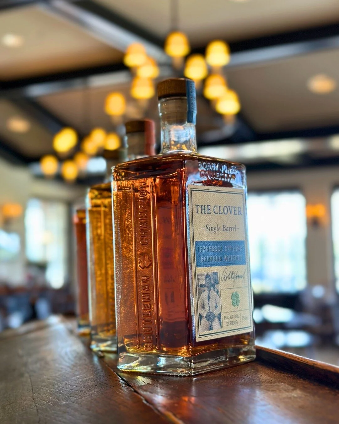 The best nightcap after evening fireworks is a glass of bourbon shared with family and friends. ⁣
⁣
Happy Independence Day from The Clover! ⁣🇺🇸
⁣
Celebrate America with an American-made collection of single barrel whiskeys. Shop all three of The Cl