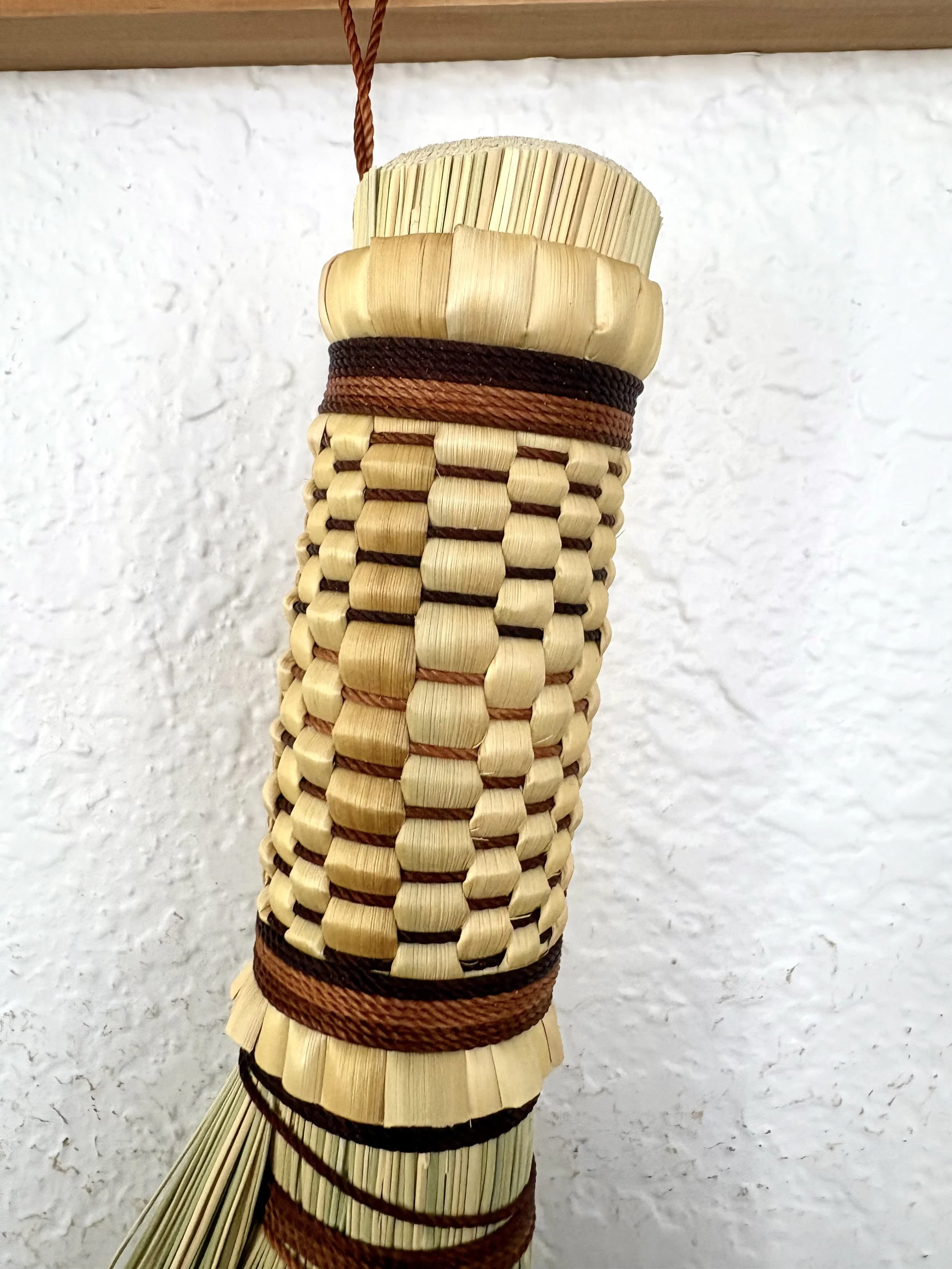 Variegated brown turkey wing handle.jpeg