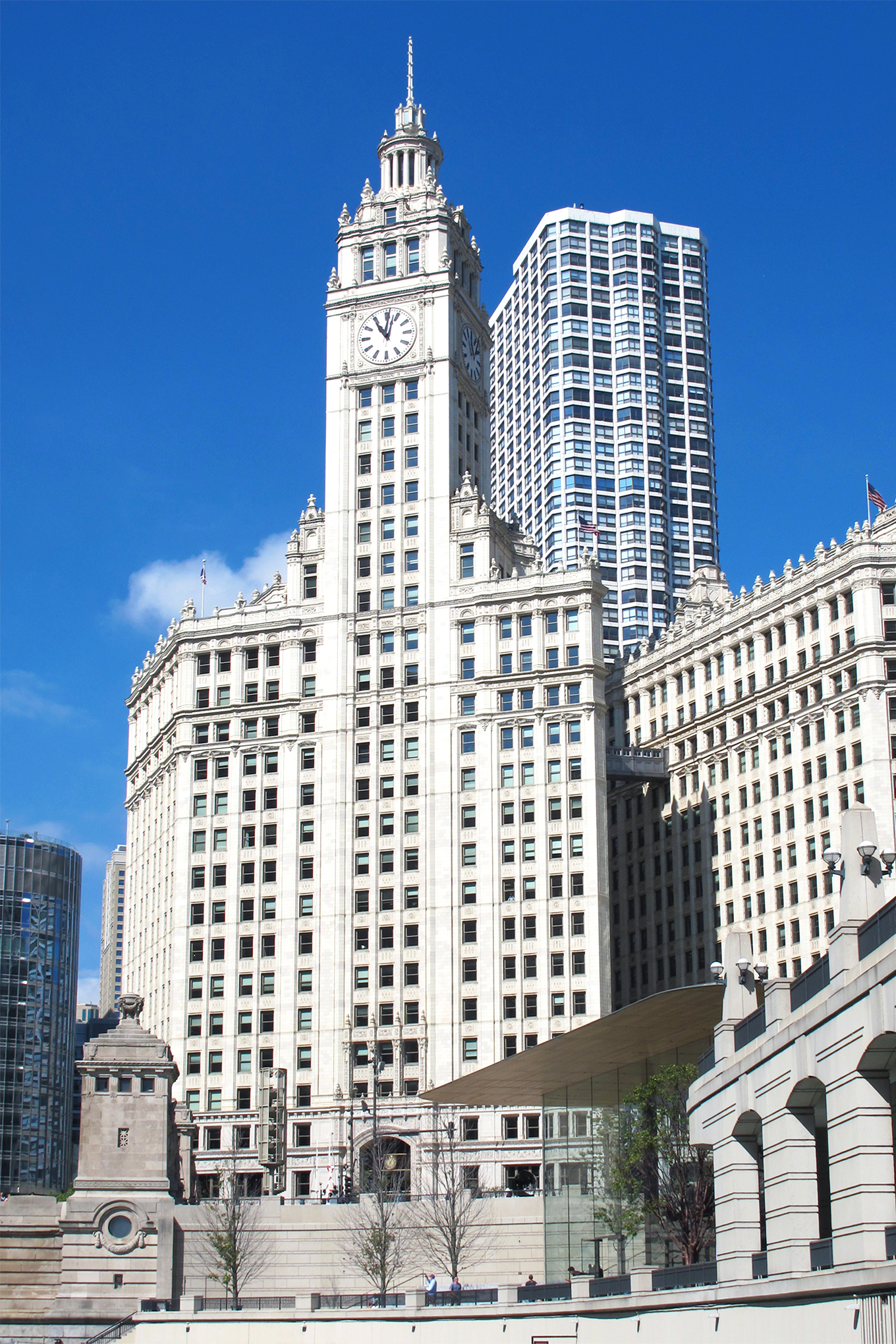 The Wrigley Building, 1924, Architect: Graham, Anderson, Probst & White