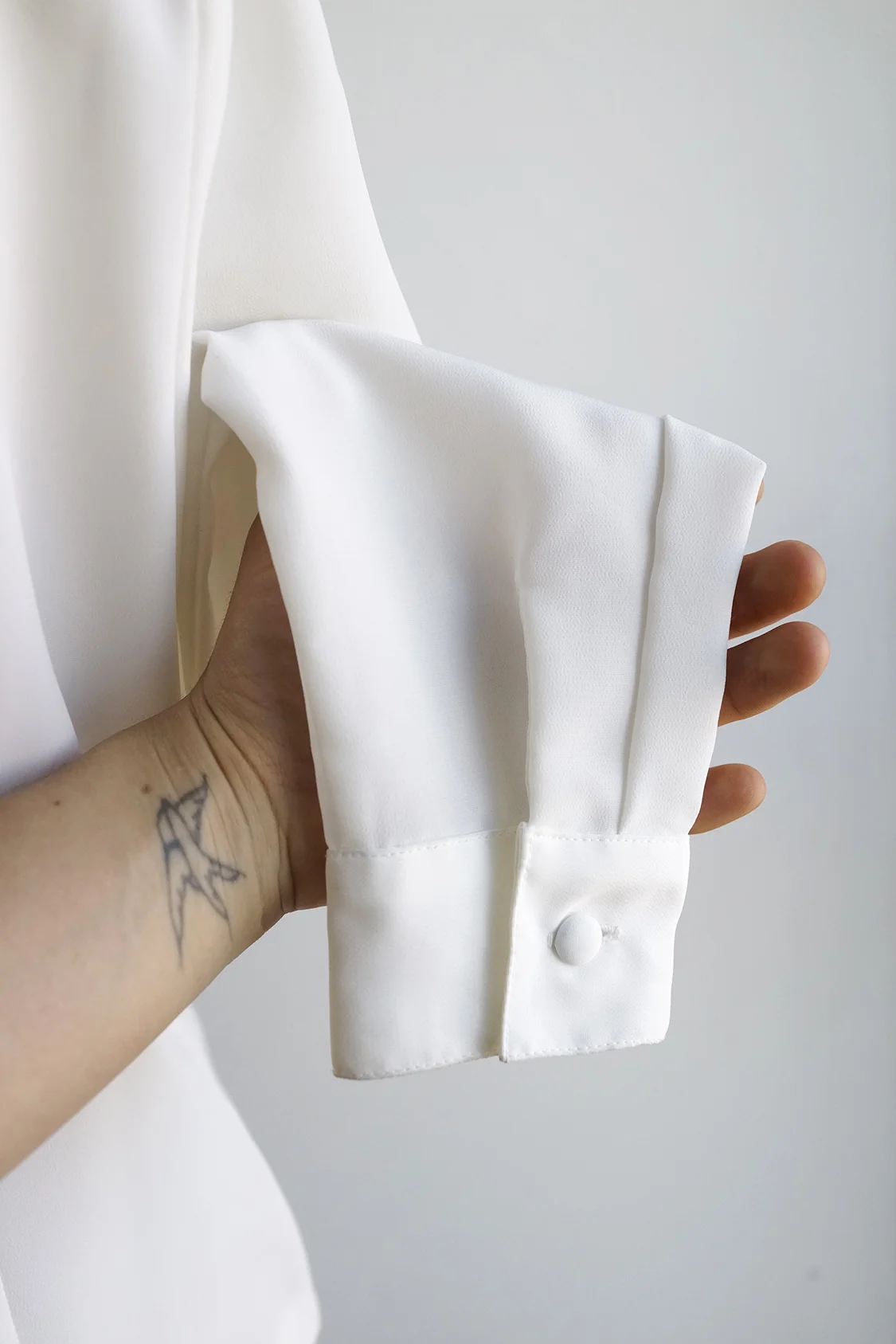 WC_whiteembroideredtop_sleeve.jpg
