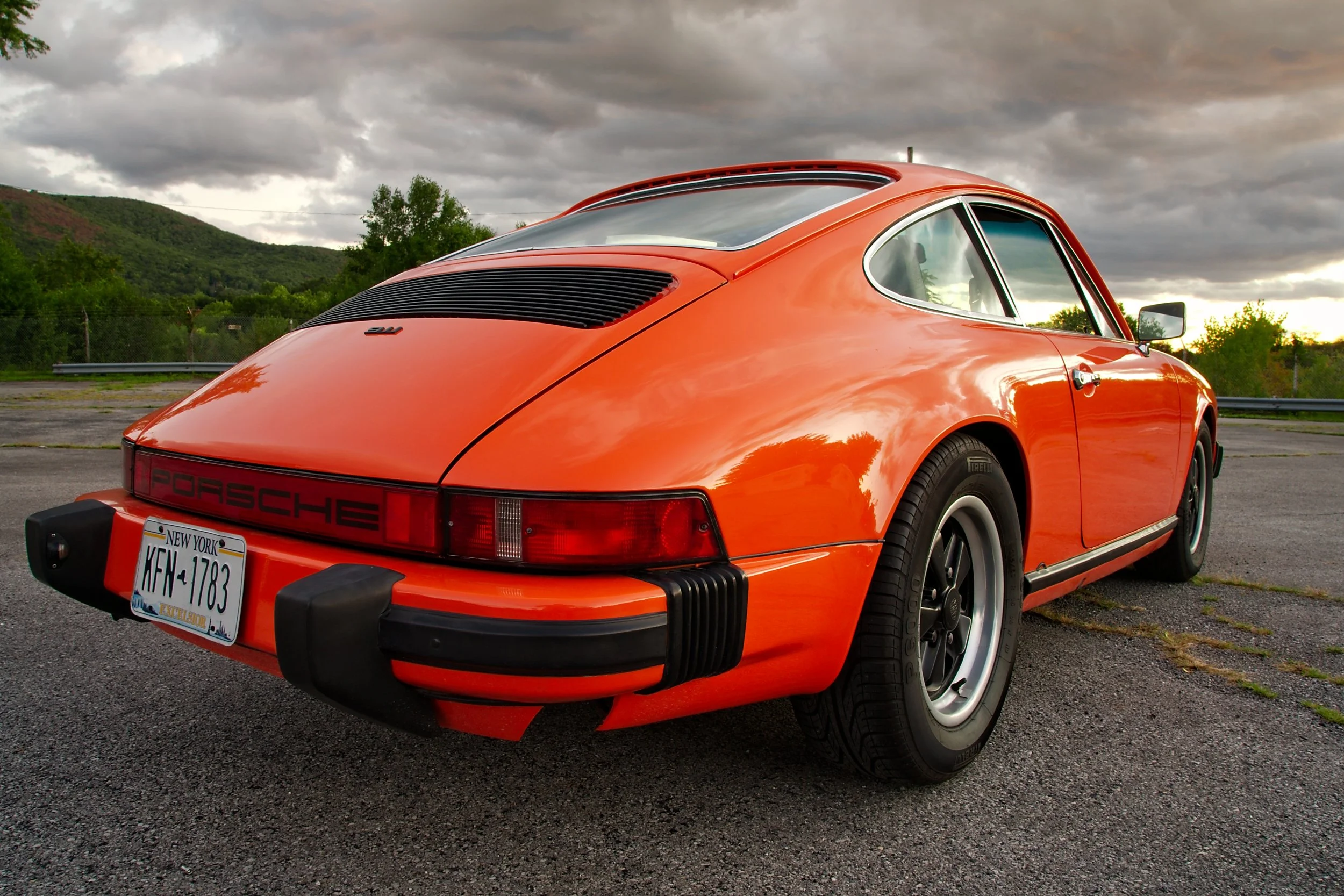 Paddock Club-1974 Porsche 911_1106v1.arw.jpg