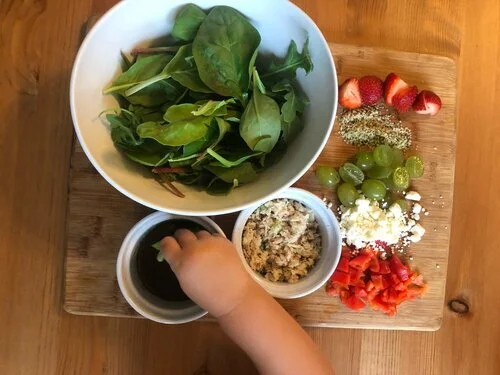 Power salad with the best balsamic dressing