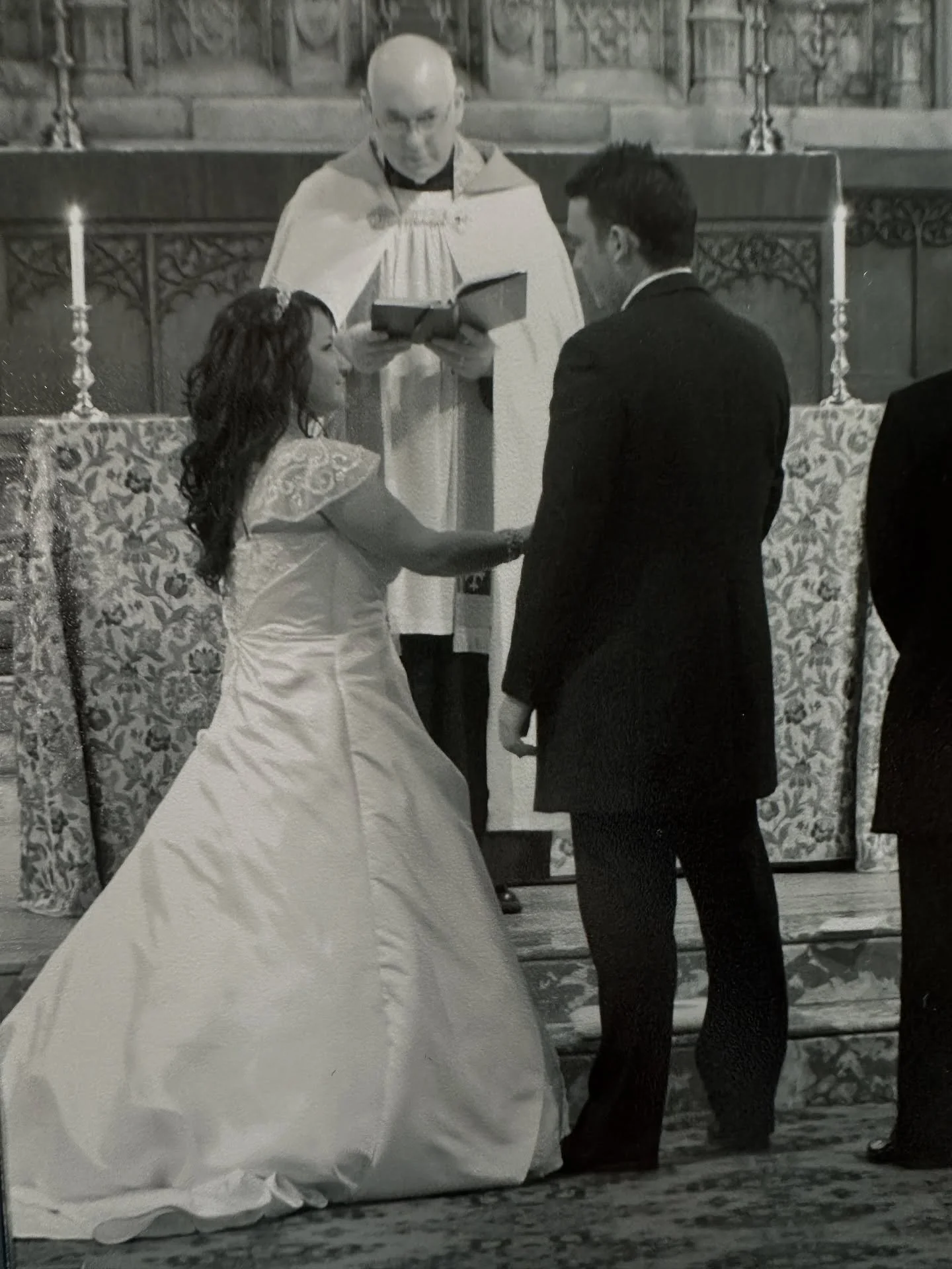 There was a time I genuinely didn&rsquo;t believe this kind of love existed.💔
 Not for me anyway&hellip;

In my first marriage to an abusive narcissist, I wasn&rsquo;t safe - not physically, not emotionally, not financially. 
And when you&rsquo;ve l