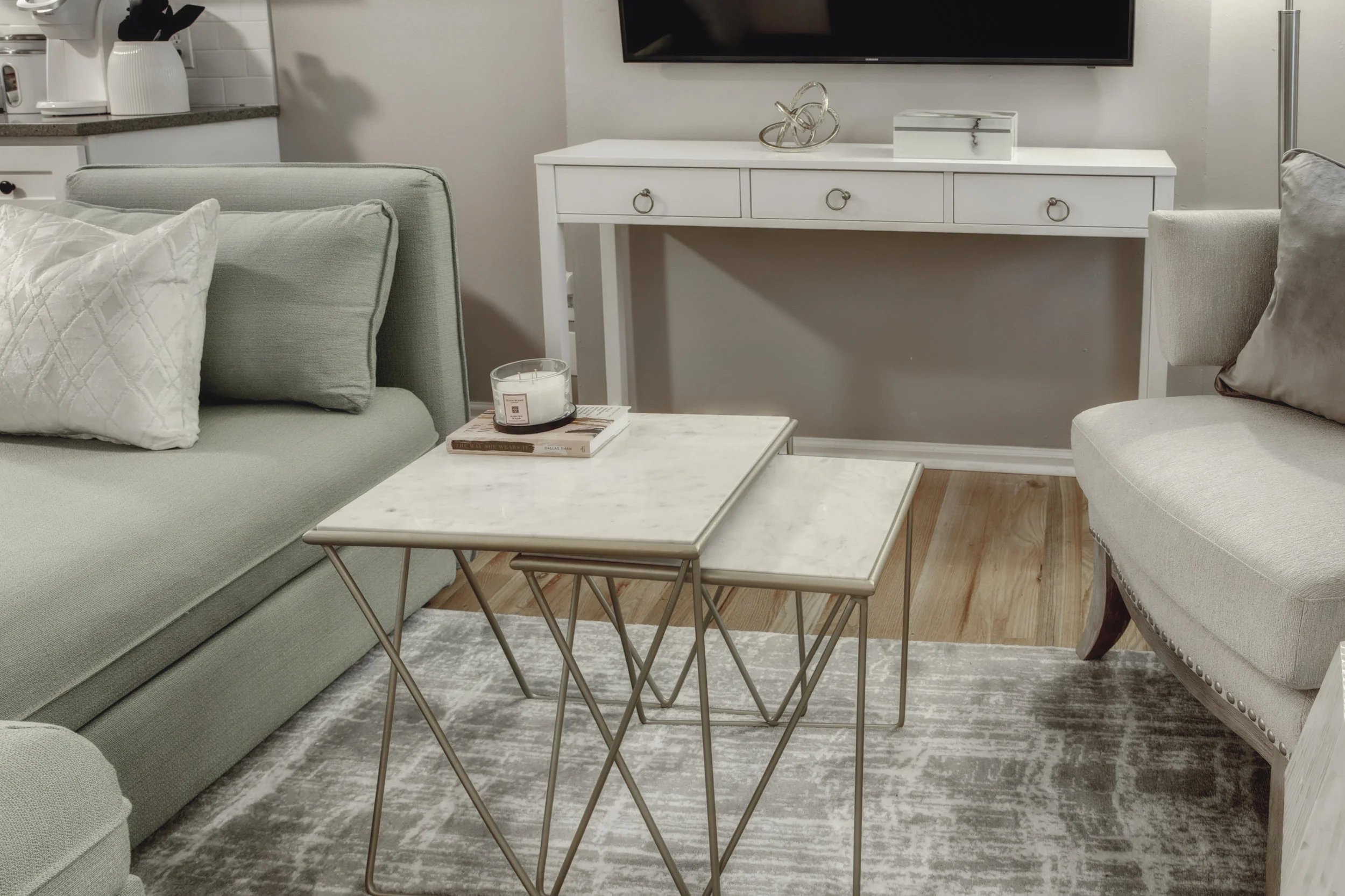 4211 Tremont-20.jpg