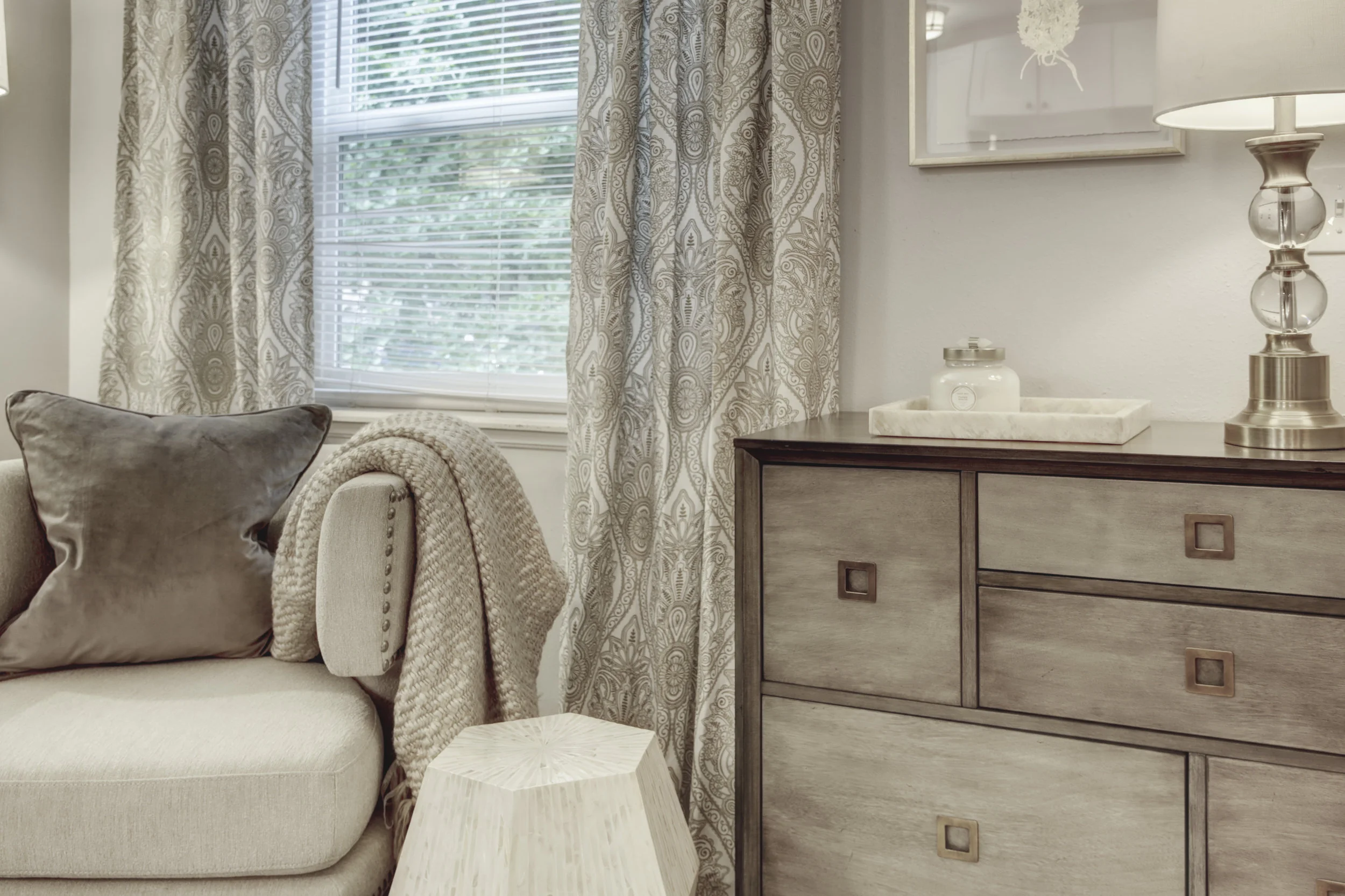 4211 Tremont-19.jpg