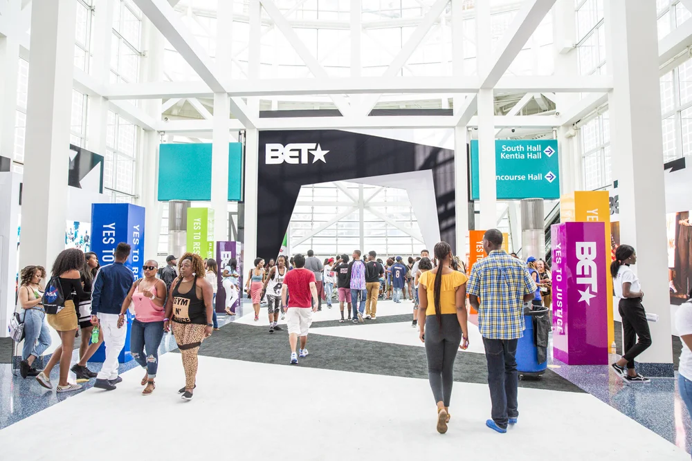 Wizualizacja platformy Betx pokazująca gry i interfejs