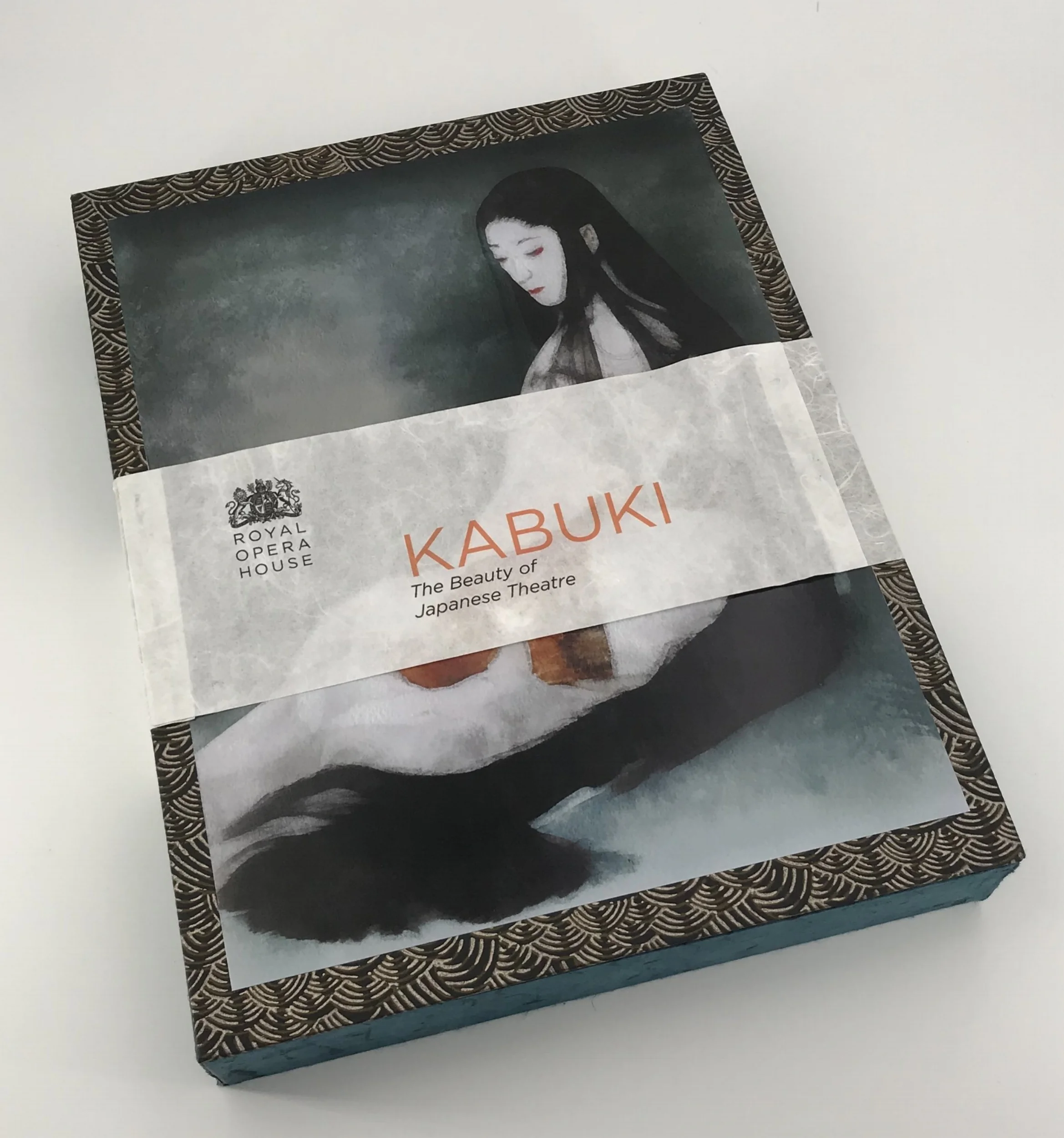 Kabuki Theater VIP Gift pack for the Royal Opera House