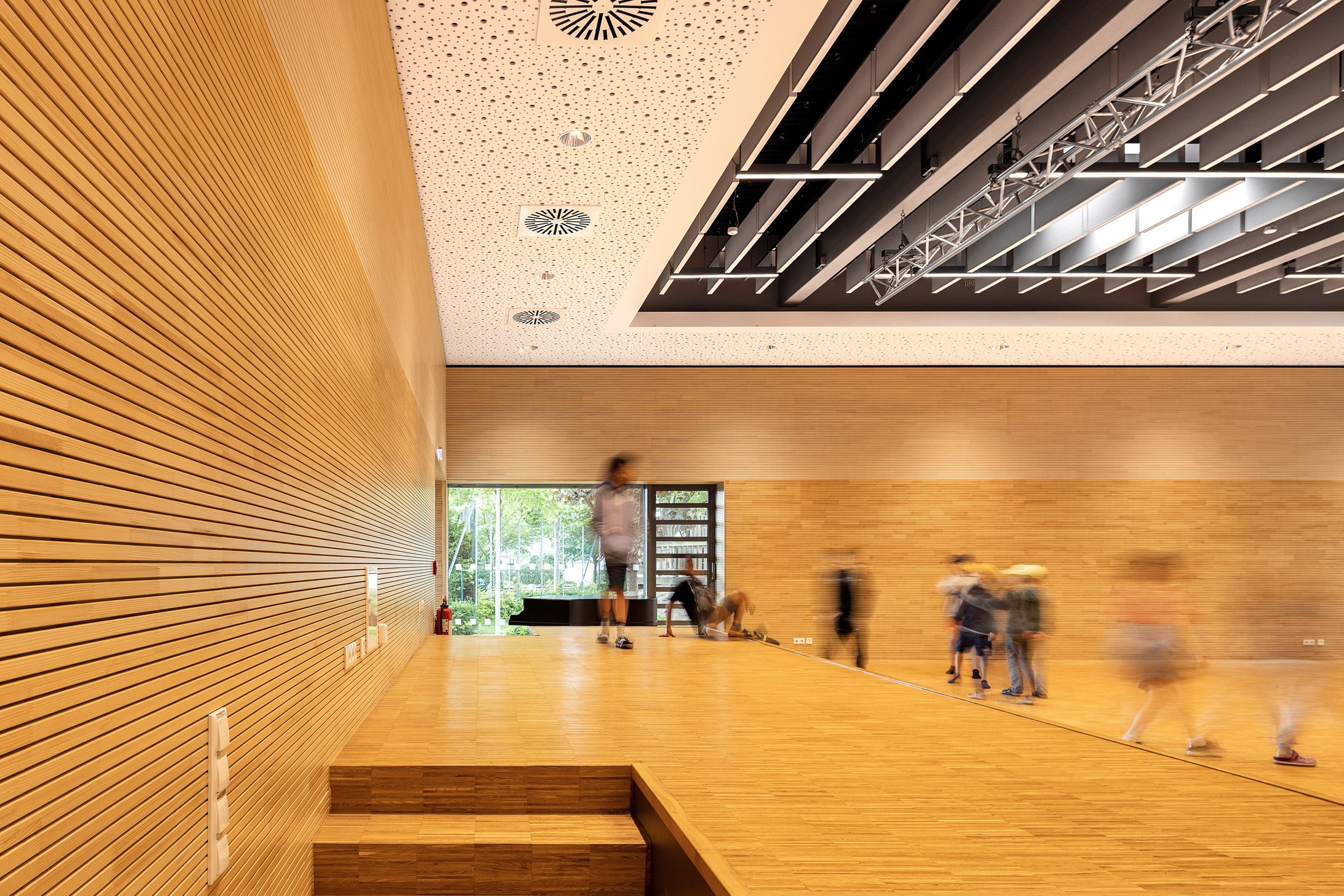 2022-028 N.Röhr - HCS Aula Website 11.jpg