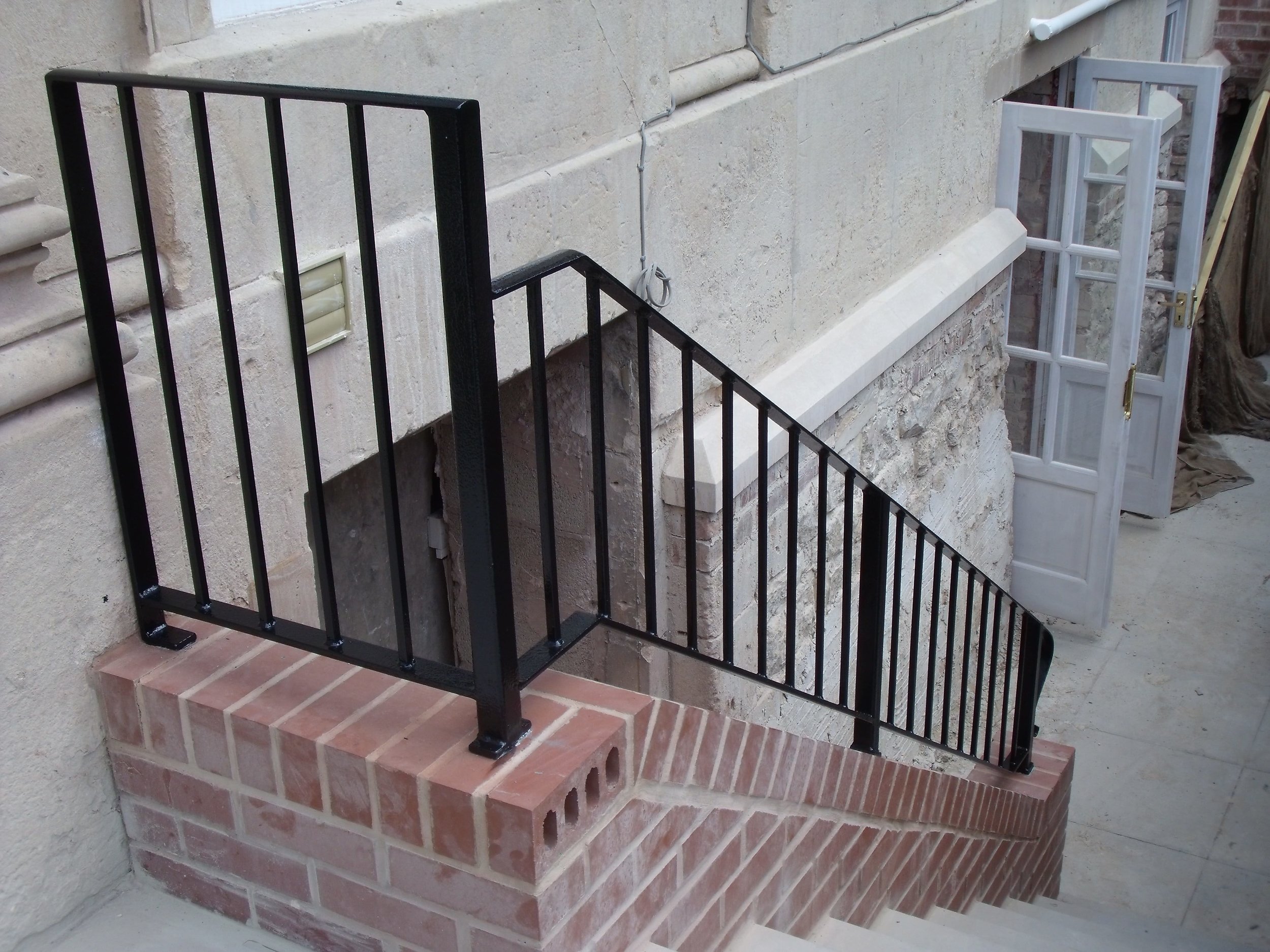 Guardrails &amp; Parapets (8)