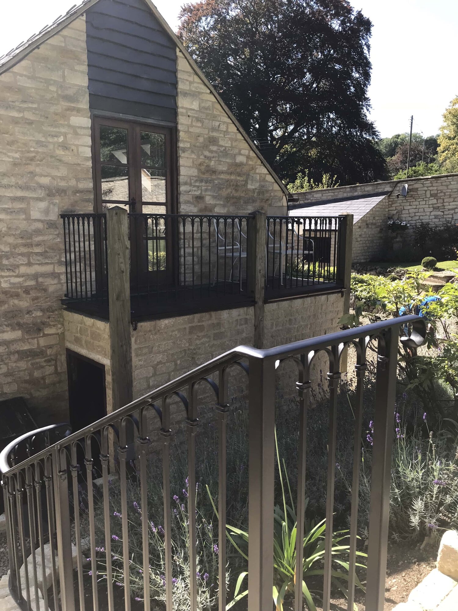Balustrades & Balconies (9)