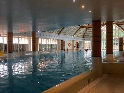 Forest Mere Swimming Pool 4.jpg