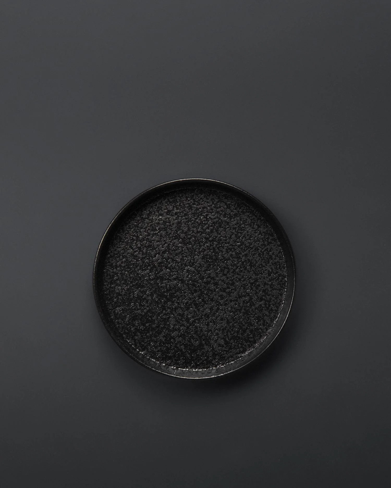 svart-yuzu-plates-4.jpg