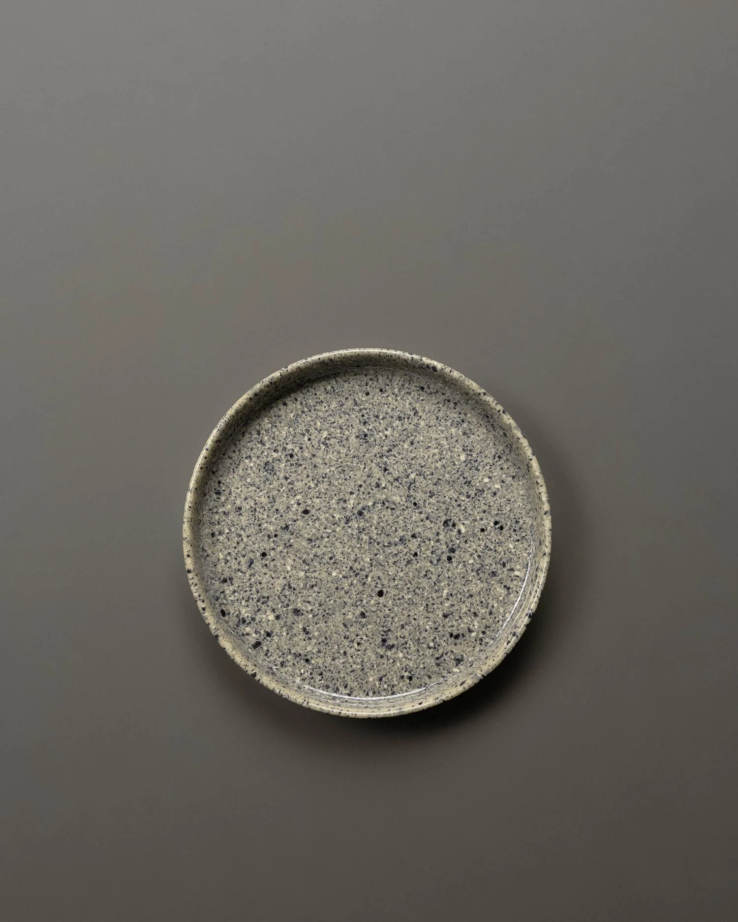 brun-farin-plates-2.jpg